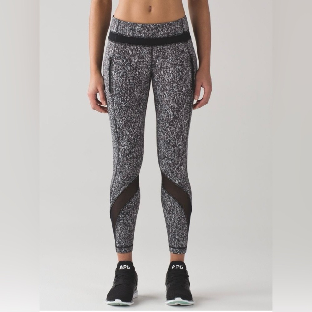 Lululemon Inspire Tight II Leggings with Mesh Panels